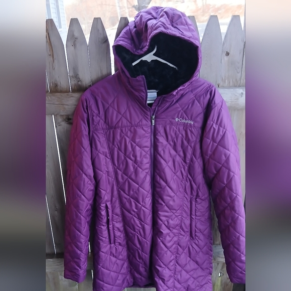Columbia Jackets & Blazers - Columbia Women’s Heavy Parka XLarge  Purple Hood  Faux Fur Lining.